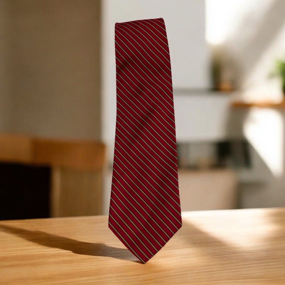 Brook Brothers Silk tie‎ red stripped